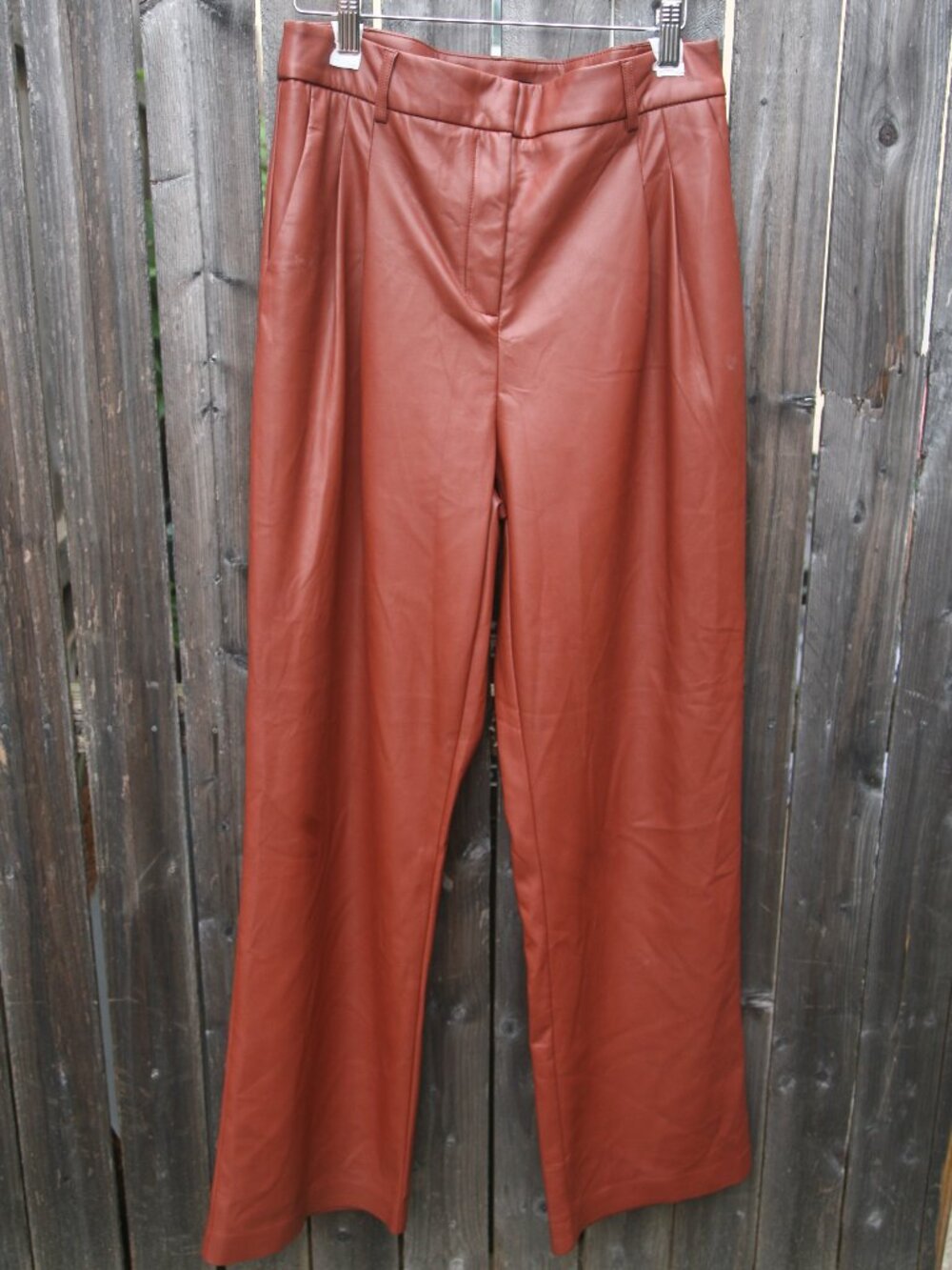 Size 8 - HOUSE OF HARLOW 1960 Women's Dark Caramel Faux Leather Pleated Pants